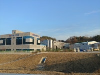 유한산업