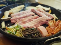 월수금통돼지 부평점