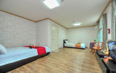 쉬어가는누각 계곡펜션