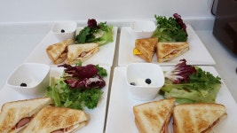 진주게스트하우스 더패밀리호텔