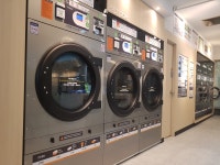 화이트365 마포역점