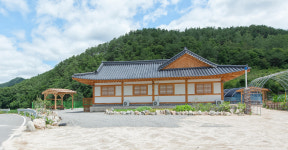 홍천엔한옥