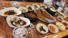 앵두나무우물가에
