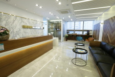 제니스라인치과교정과치과의원