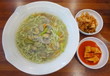 금강하구둑해물칼국수