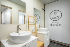 미륵미륵 맥주호스텔
