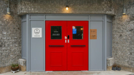 미륵미륵 맥주호스텔