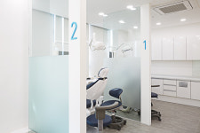 더맑은치과의원