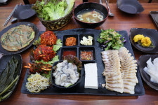 홍밀면옥