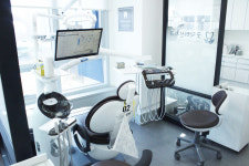 굿닥터신치과의원