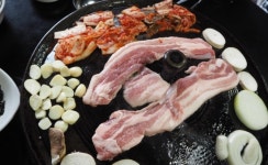푸줏간생고기점 홍대점