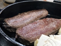 푸줏간생고기점 홍대점