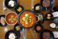 밥장인 상무지구점