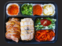 홍대칼국수와족발 고척스카이돔점
