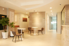 나란이 치과교정과 치과의원