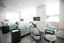 THE웃는치과의원