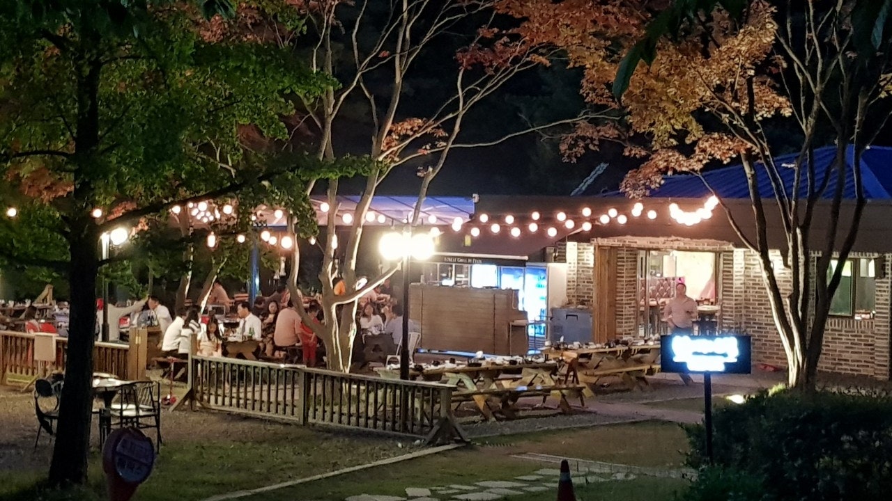 숲속에그릴