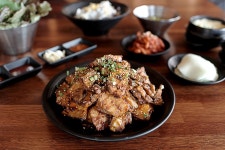깐깐한족발 송정점