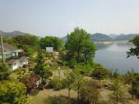 이른아침호숫가펜션