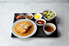 카츠D9