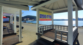 바닷가하얀집펜션