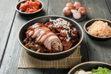 위풍당당족발