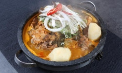 왕뼈감자탕 망원직영점