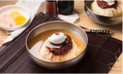 윤박사밀면