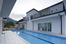 해오름 풀빌라펜션