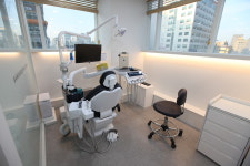 반석치과교정과 구강악안면외과치과의원