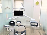 신촌고운미소치과의원