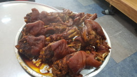 따찌네인생족발