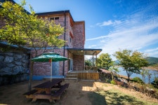 옥정호마실길펜션