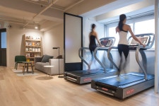 레브 트레이닝 스튜디오