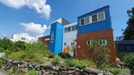 블루포니 게스트하우스