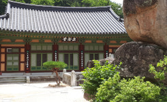 성헌서각