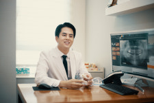 유안치과의원