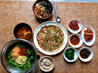 산밑할머니