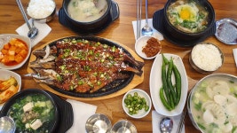 할머니소머리국밥&속초코다리냉면