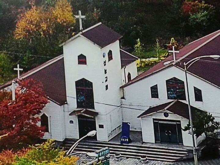 성능교회 사진 1