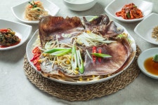 제철홍어무침꽃게장