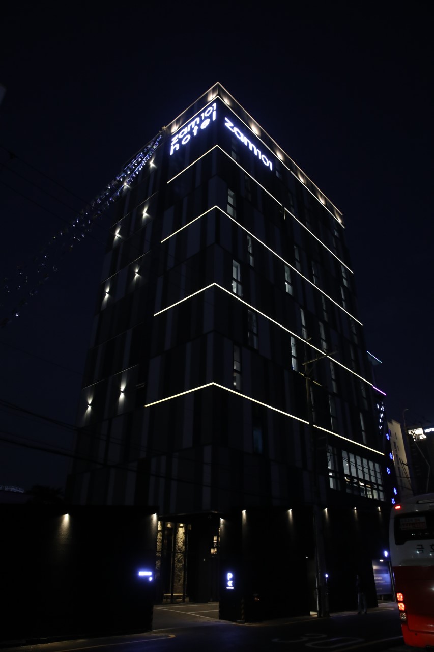 ZAM101HOTEL