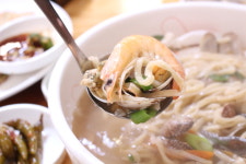 태안칼국수전문점