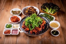서가네 족발잘하는 집