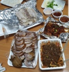 아자왕족발