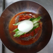 회냉면