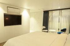 이끌림비지니스호텔 신안점