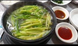 돌산복집