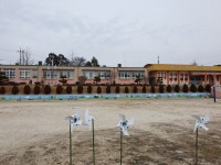 낙서초등학교