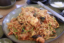털보김홍재꽃게아구해물전문점
